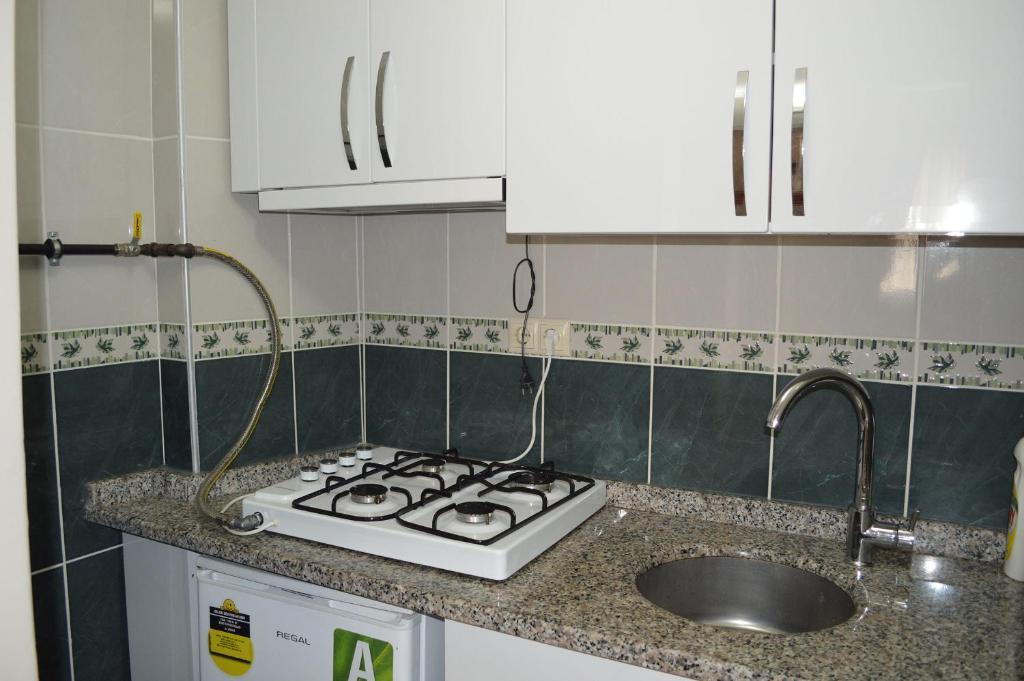 Kardesler Apart Apartamento Estambul Habitación foto